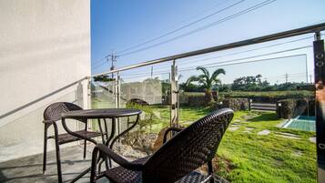 1 Bed Room Apartment | Terrace/patio