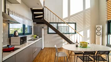 2 Bed Room Loft | In-room dining