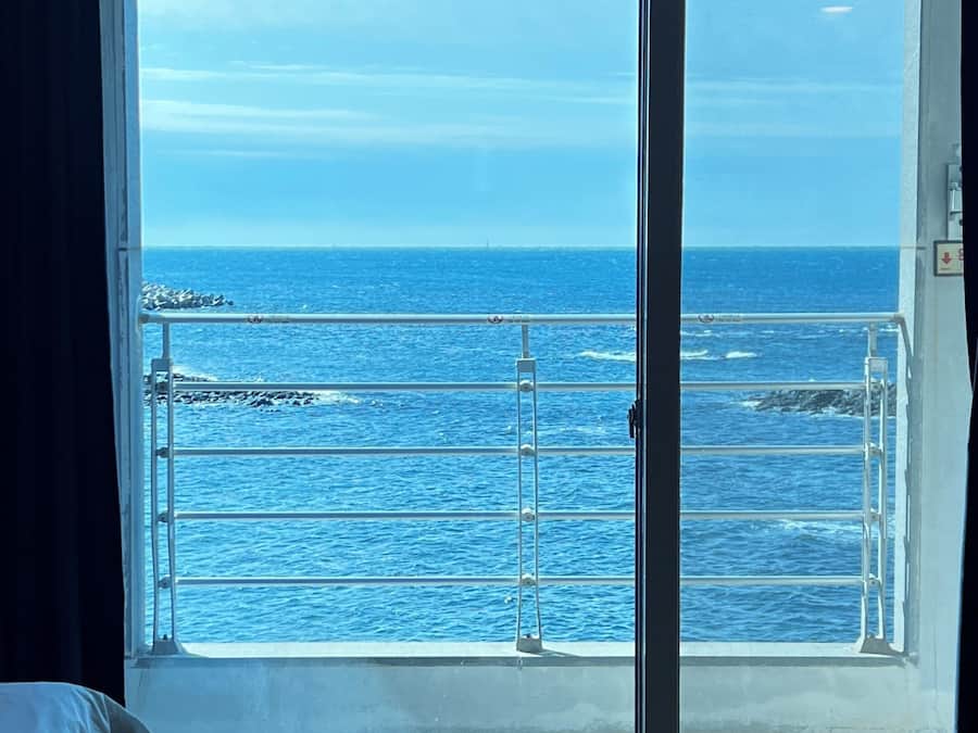 Deluxe Twin Room, 2 Queen Beds, Ocean View | Free WiFi, bed sheets