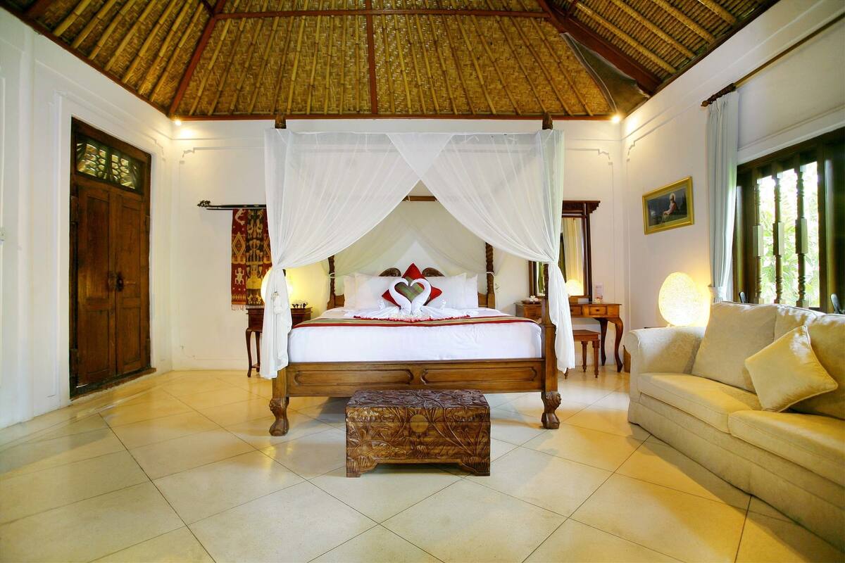 Villa, 1 Double Bed, Garden View | Desk, WiFi (free)