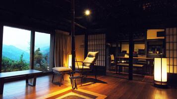 Ungai | Down comforters, free WiFi, bed sheets