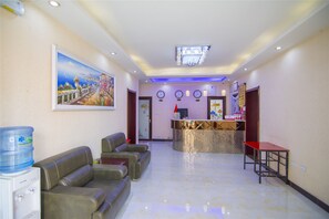 Lobby sitting area - Hangtian Business Hotel Xi'an Airport (Xianyang)