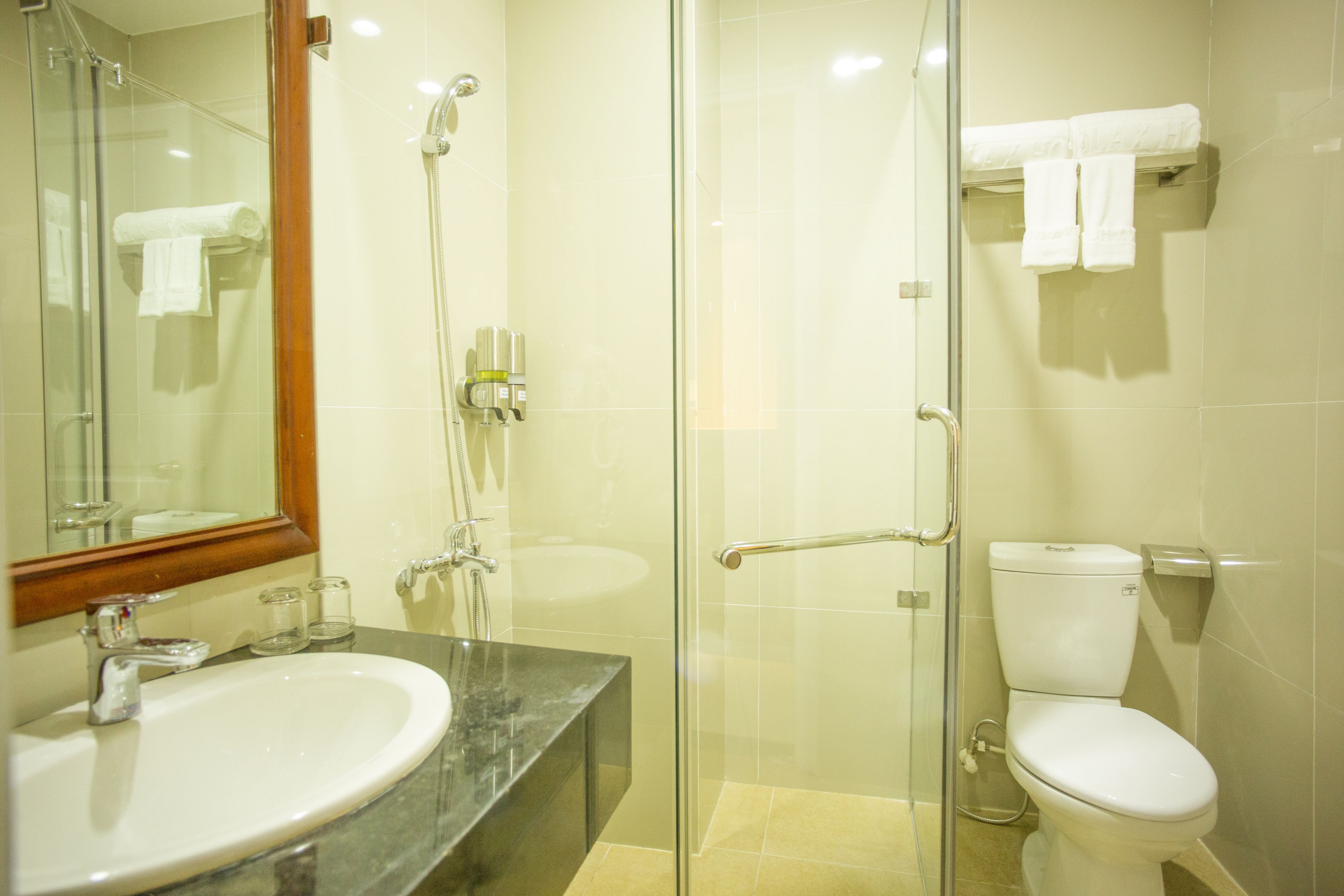 shower, free toiletries, hair dryer, slippers