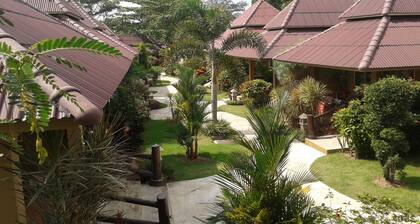 Lanta Castaway Beach Resort