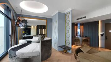 Darling Suite | 1 makuuhuone, ylelliset vuodevaatteet, ilmaiset minibaarituotteet