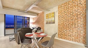 One Bedroom Matrix | In-room dining - Matrix Luxury Apartments (Cape Town)