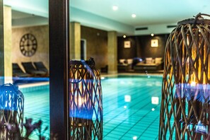 Piscina interna, piscina externa