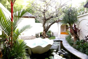 Garden - Urbanest Inn Villa (Seminyak)