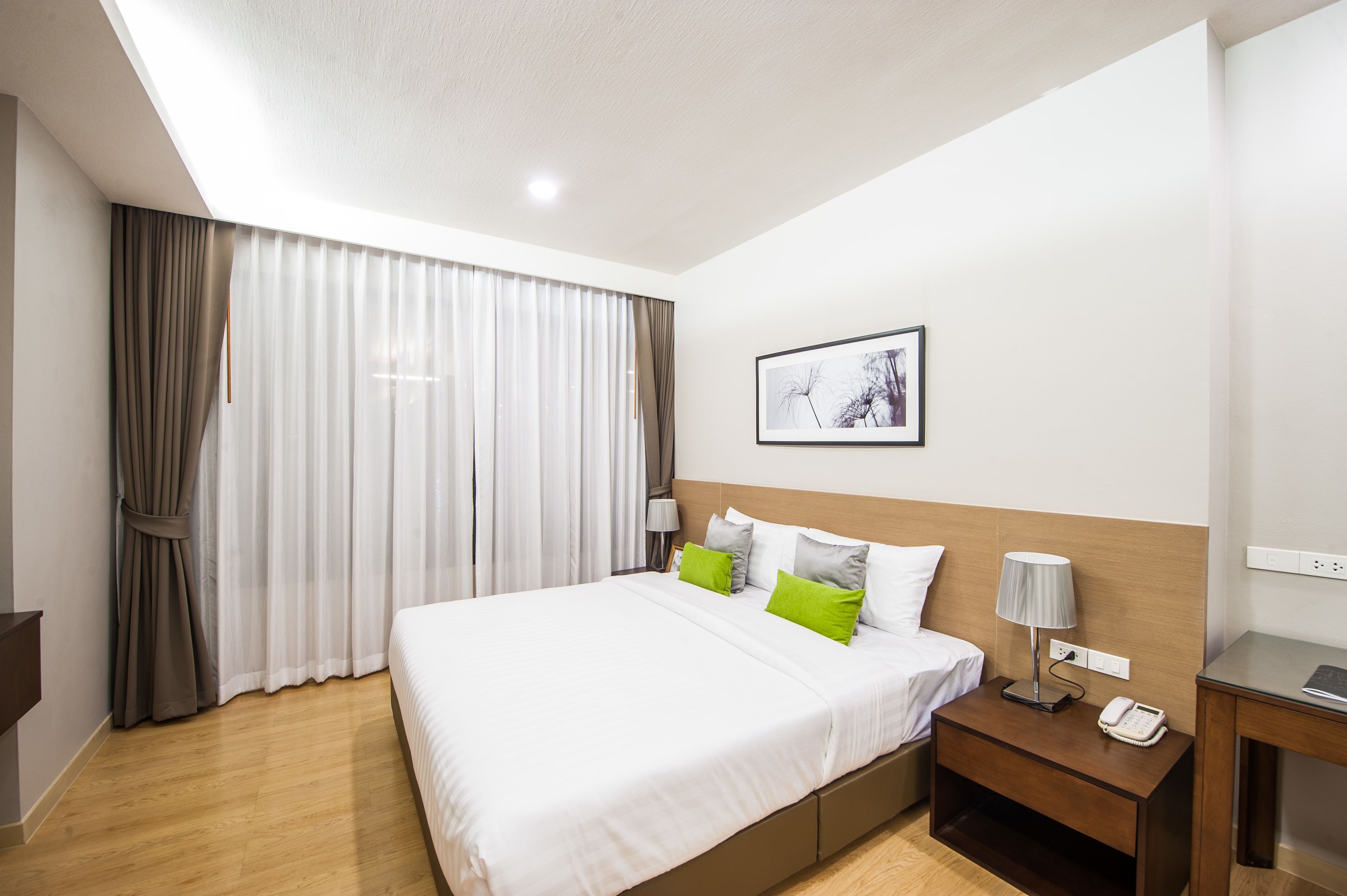One Bedroom Suite | In-room safe, desk, rollaway beds, free WiFi