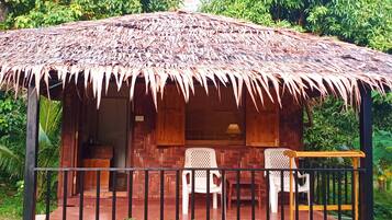 Bamboo Fan Room with Garden View | Terrace/patio