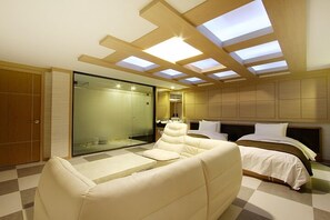 Suite | Desk, free WiFi, wheelchair access - Orsay Business Hotel (Suwon)