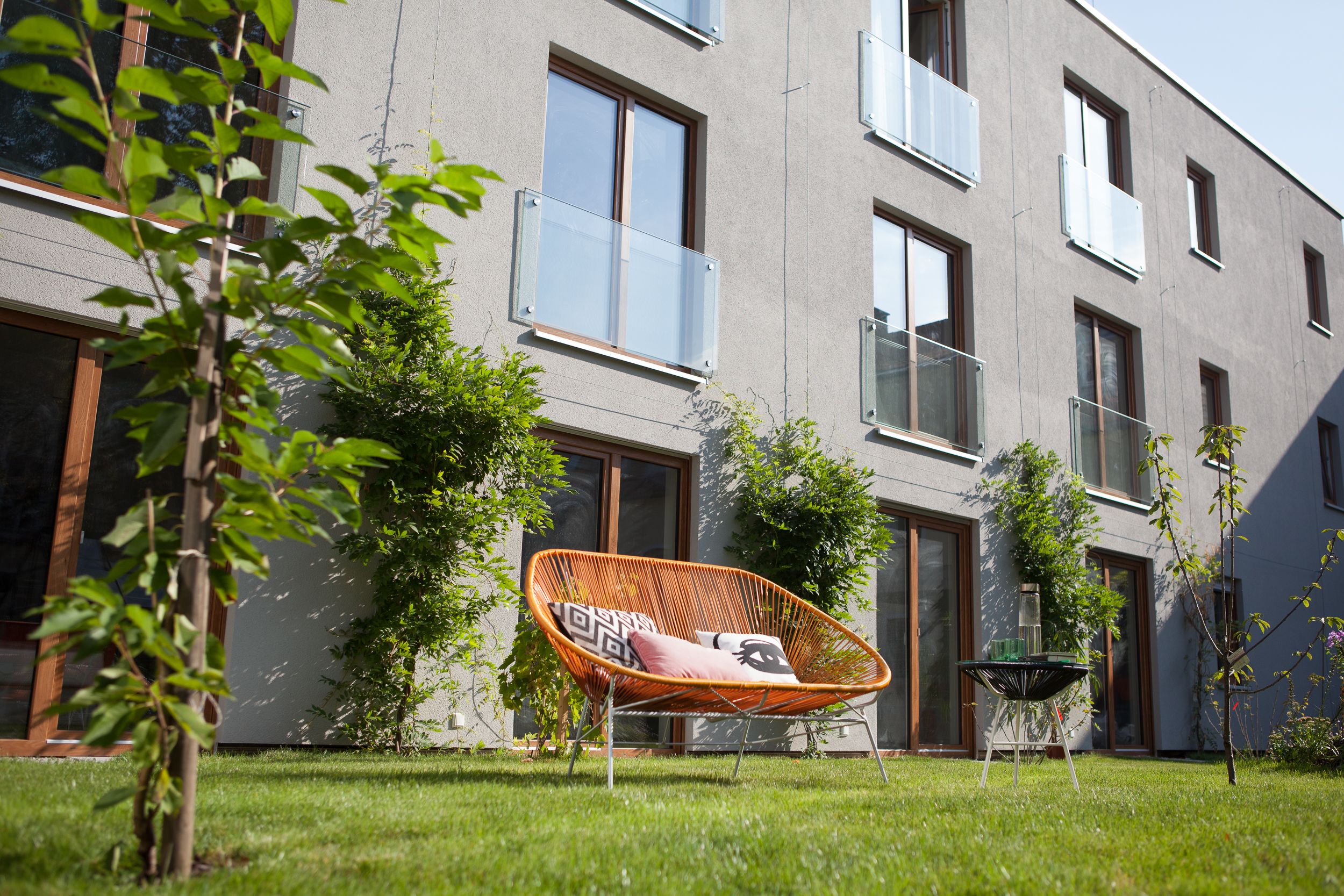 المنشأة من الخارج