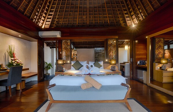 Deluxe Villa, Private Pool, River View - Black Penny Villas Ubud (Ubud)