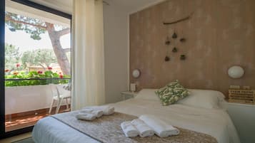 Hochwertige Bettwaren, Zimmersafe, Schreibtisch, kostenlose Babybetten