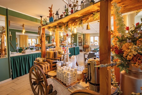 Breakfast, lunch, dinner served; local cuisine