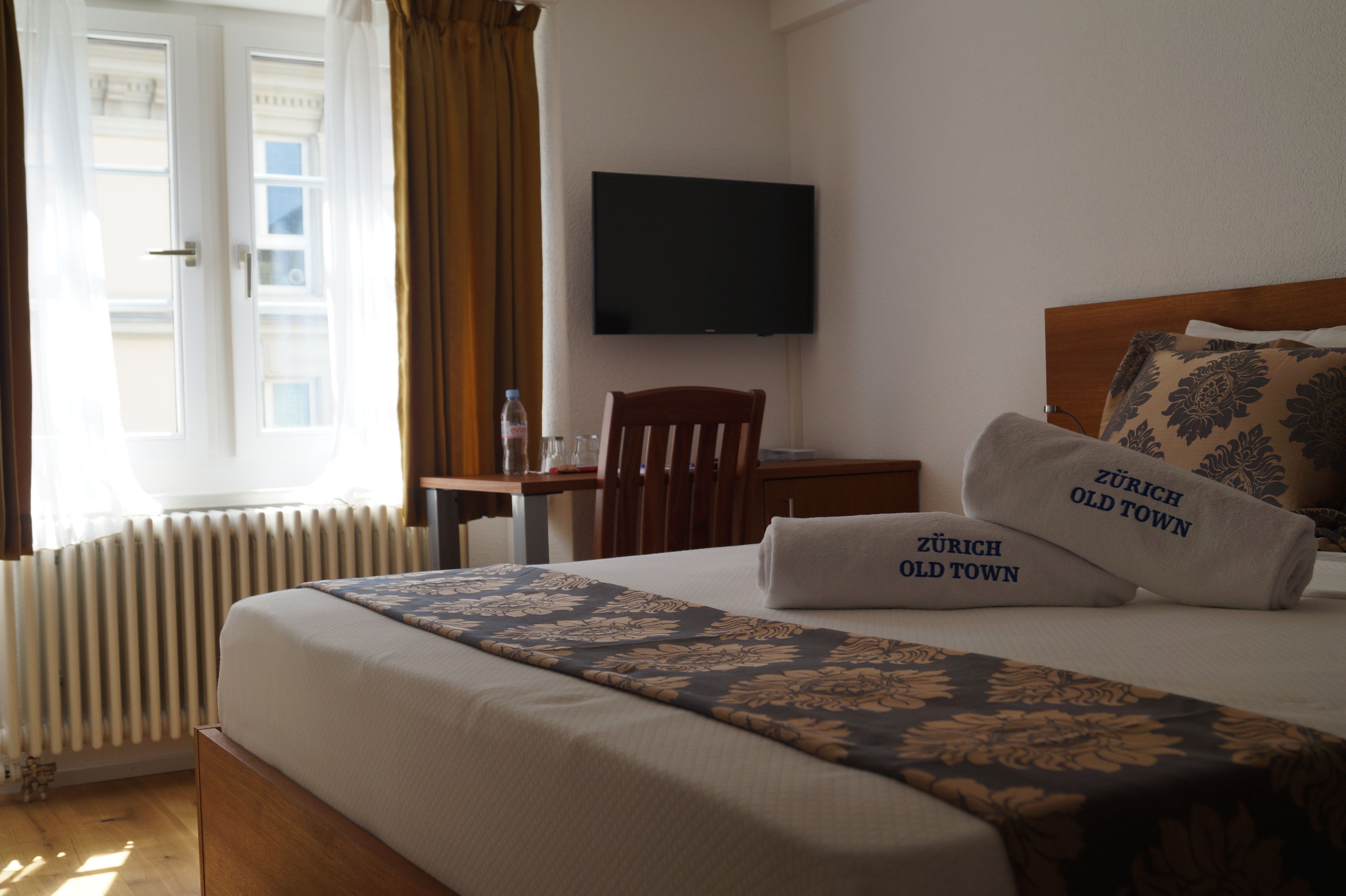 double room | premium bedding, down duvets, minibar, in-room safe
