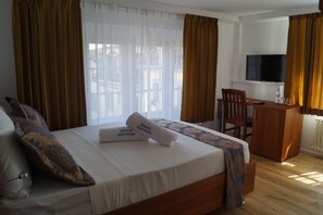 Double Room | Premium bedding, down comforters, minibar, desk - Hotel Old Town (Zürich)