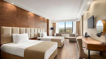 Premium bedding, minibar, in-room safe, desk