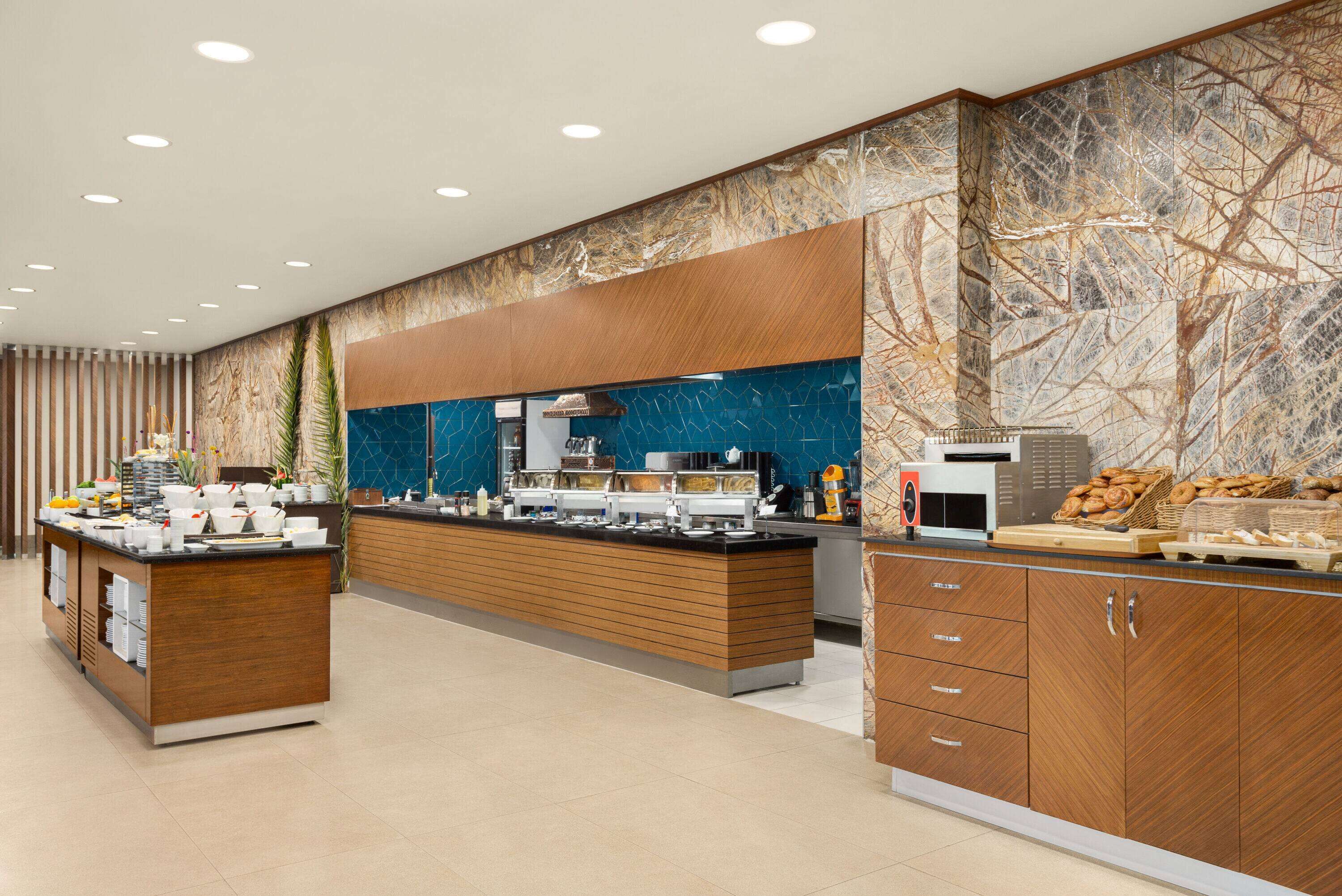 daily buffet breakfast (try 650 per person)