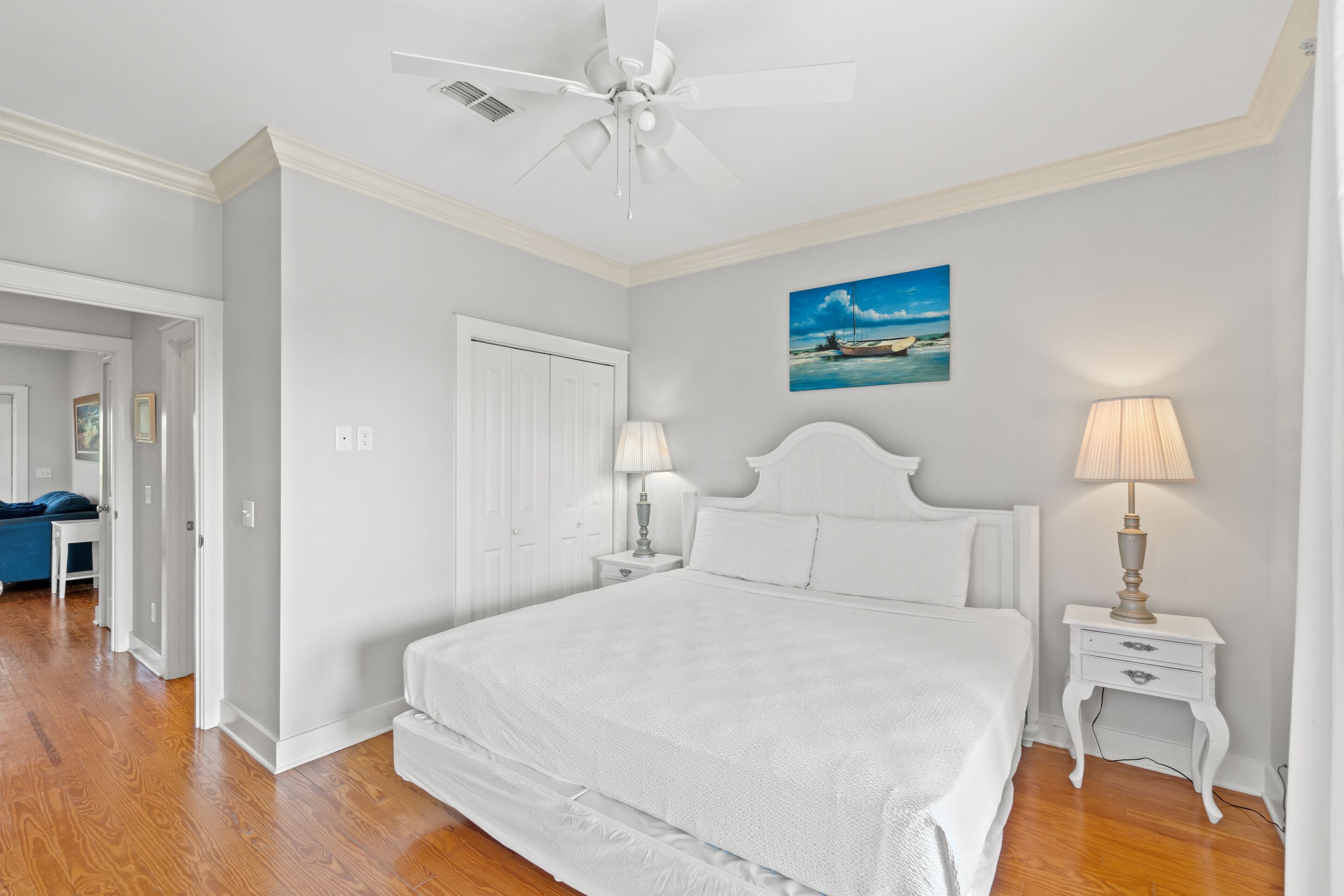 LaValencia 133 - Ballyhoo | 4 bedrooms, in-room safe, iron/ironing board, free WiFi