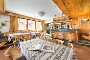 Bar (on property) - Hotel Posta (Livigno)