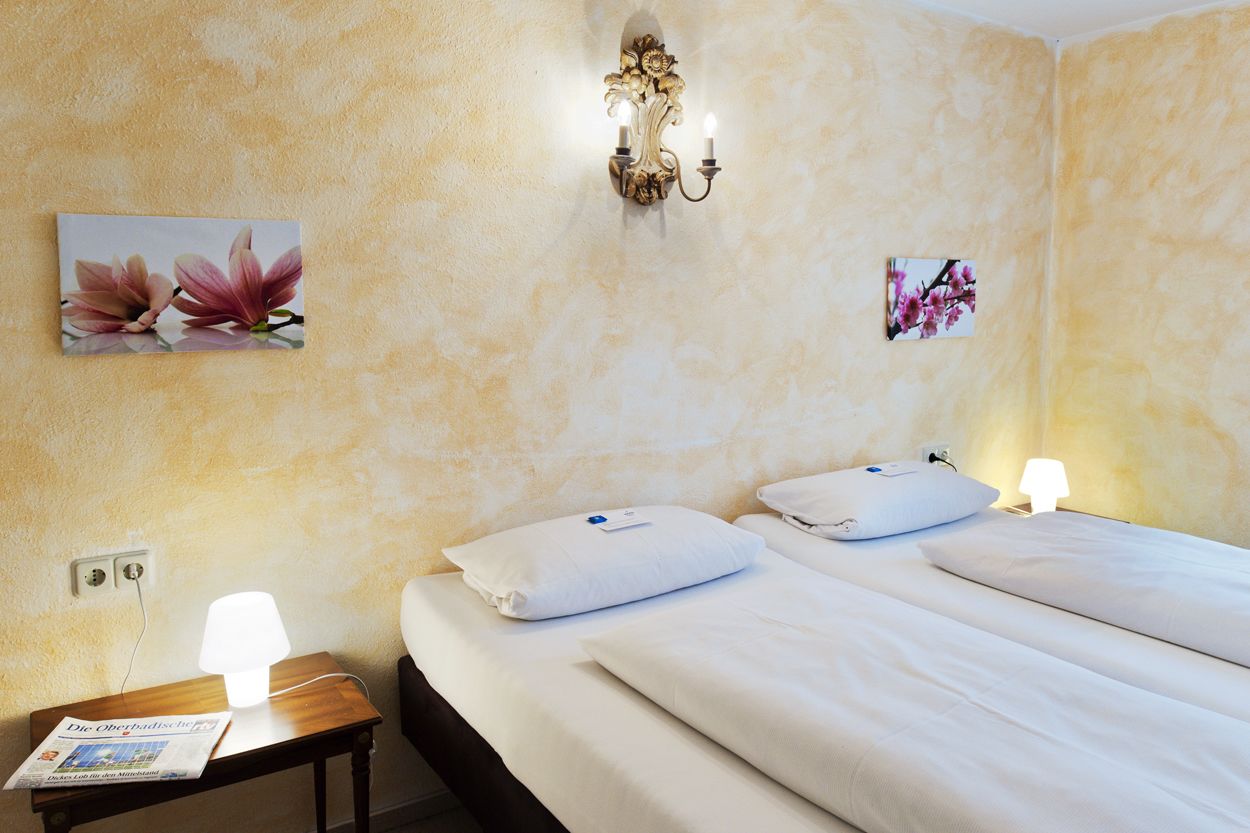 apartment | minibar, in-room safe, desk, iron/ironing board