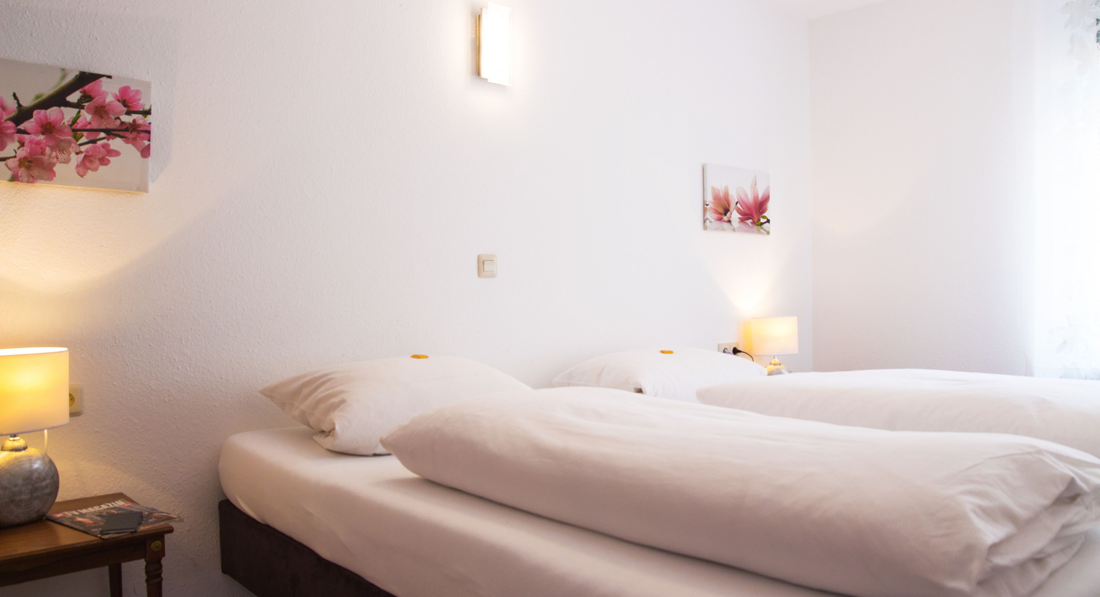 apartment | minibar, in-room safe, desk, iron/ironing board