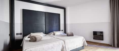 Double or Twin Room | Premium bedding, minibar, in-room safe, desk