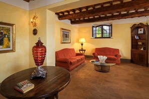 デュープレックス (Rose) | リビングルーム | LED テレビ