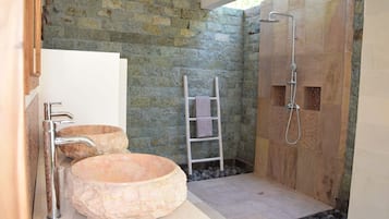 Ducha en el baño