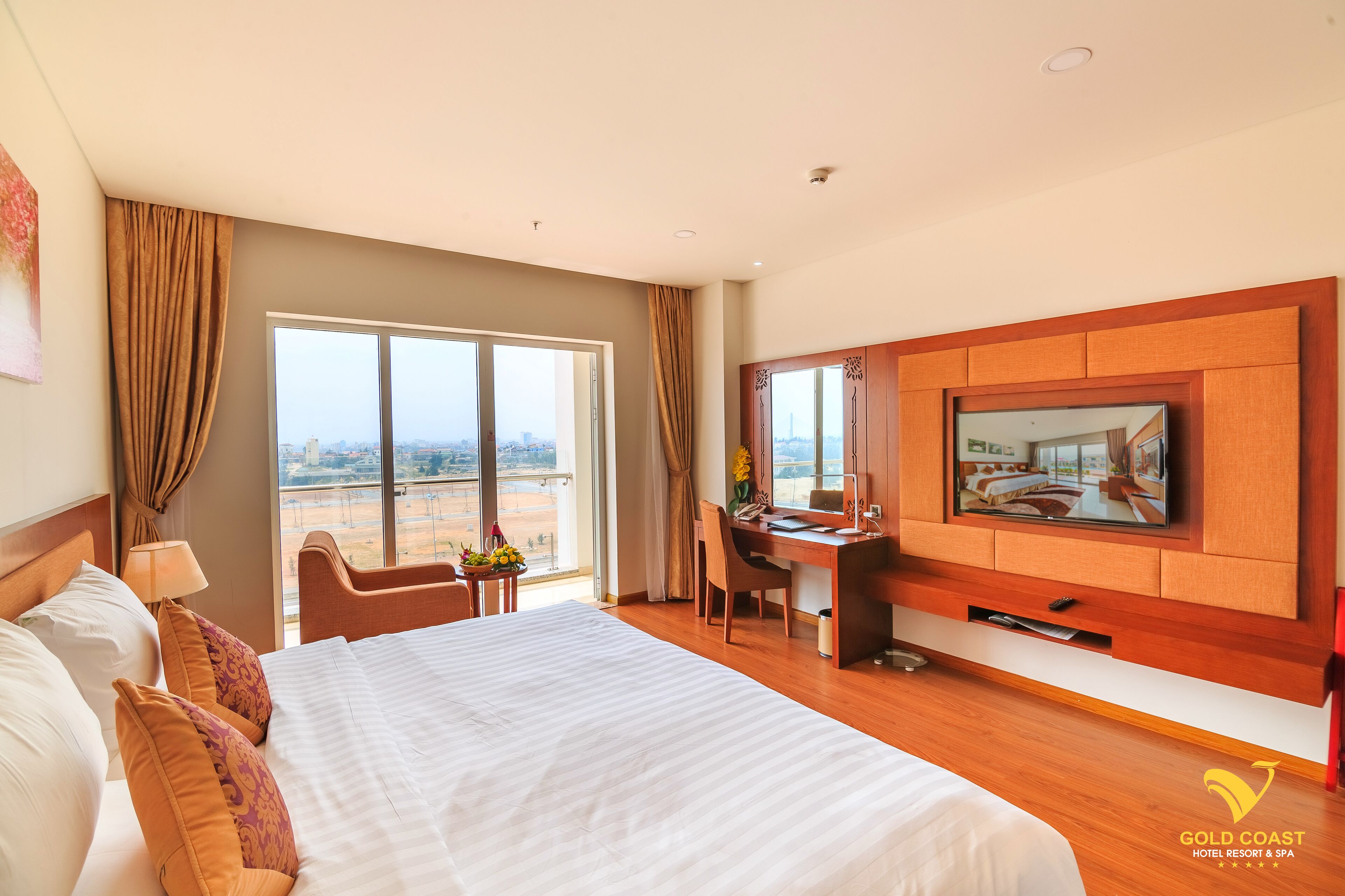 Superior Double Room, City View | View from room