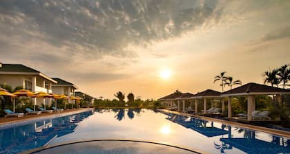 Gold Coast Hotel Resort & Spa