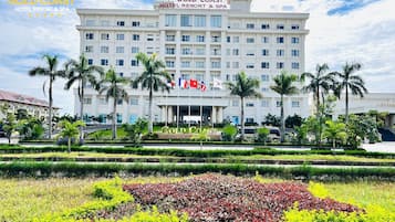 Mặt tiền nơi lưu trú