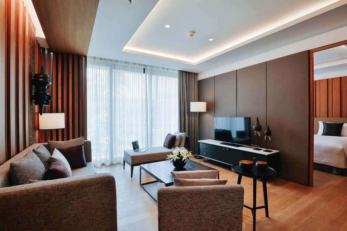 Suite, 2 soverom | 1 soverom, sengetøy av topp kvalitet, dundyner og minibar (inkludert)