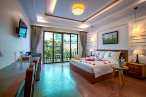 Ropa de cama de alta calidad y minibar 