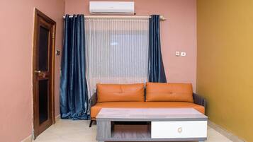 Façade de lâhĂ©bergement - soirĂ©e/nuit