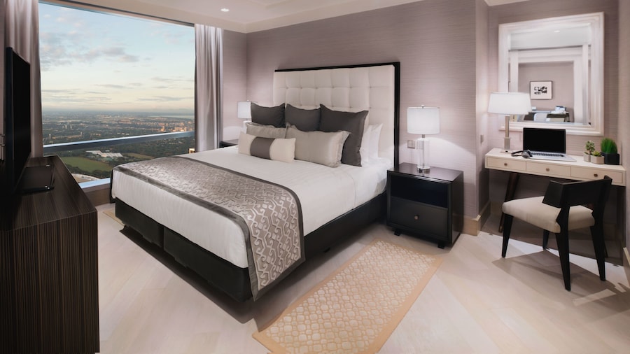 Shangri-La Residences at the Fort, Manila