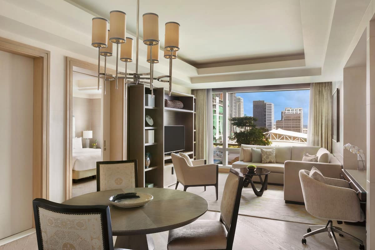 1 bedroom, premium bedding, in-room safe, desk