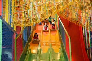 Children’s play area – indoor
