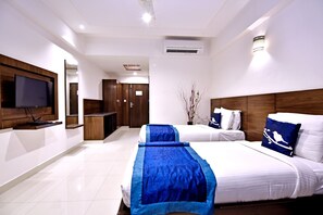 Executive Room, 1 Bedroom, Accessible, City View | 1 bedroom, minibar, in-room safe, desk - I V Sanctum Hotel (Bengaluru)