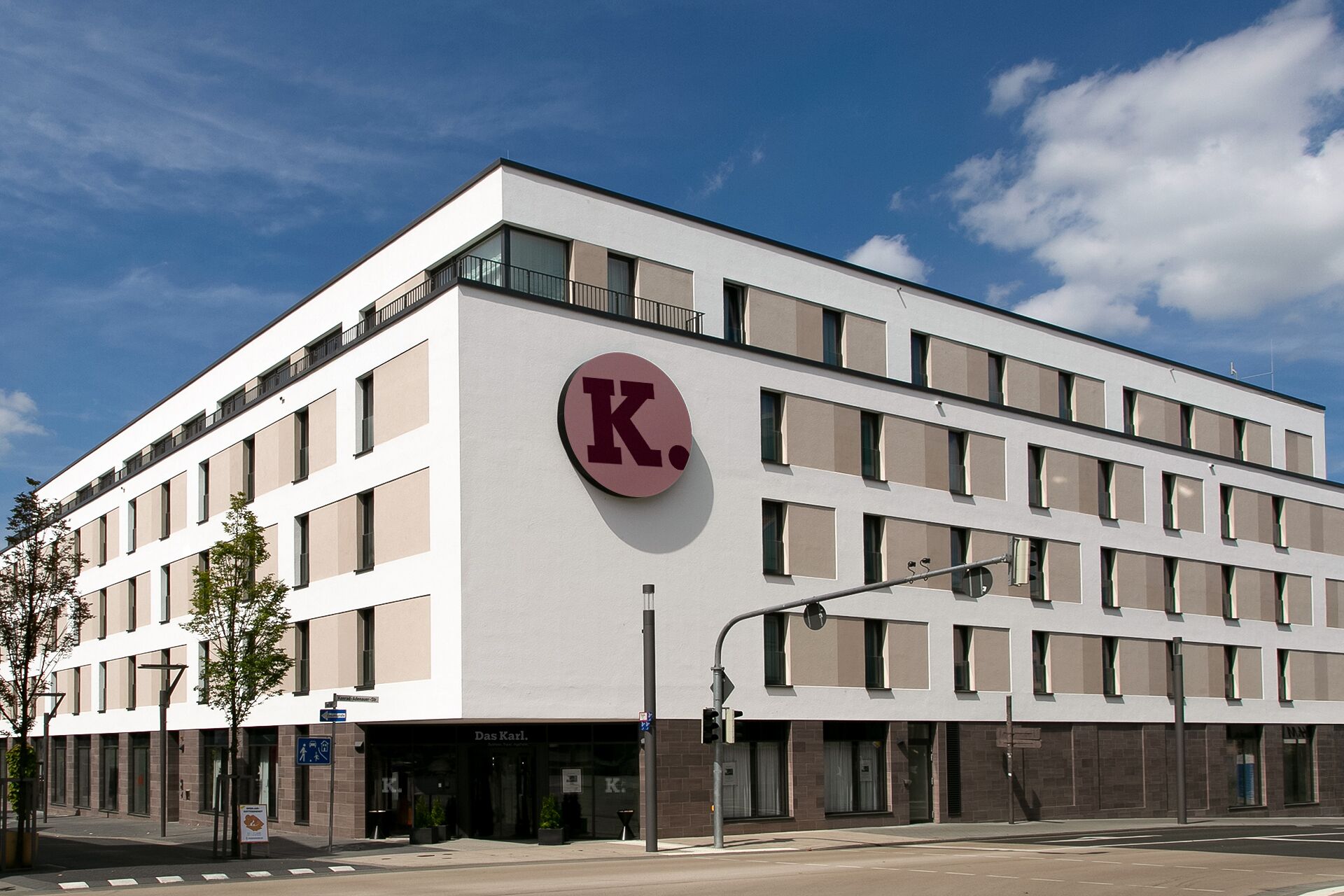 Mặt tiền nơi lưu trú