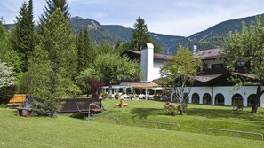 Exterior - Hotel Alpenhof Grainau (Grainau)