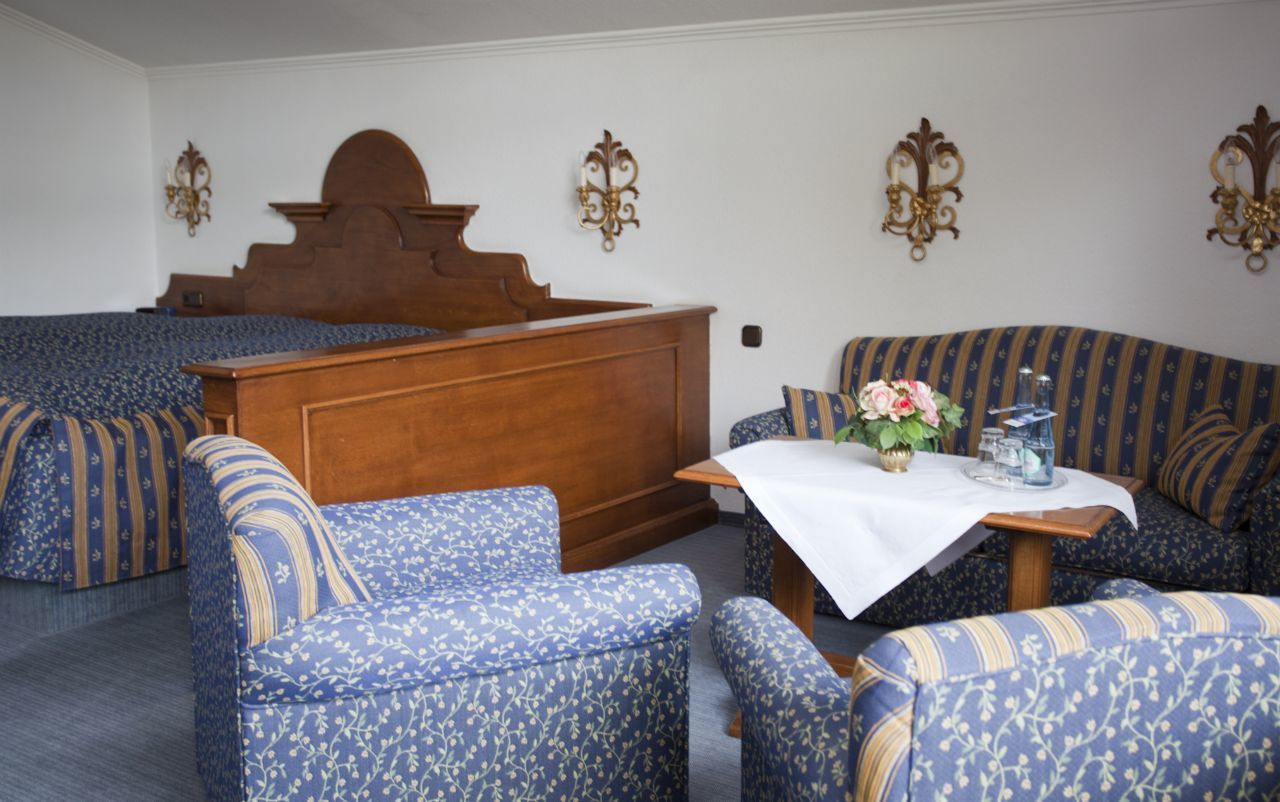 superior double room, non smoking | minibar, in-room safe, desk, free cots/infant beds