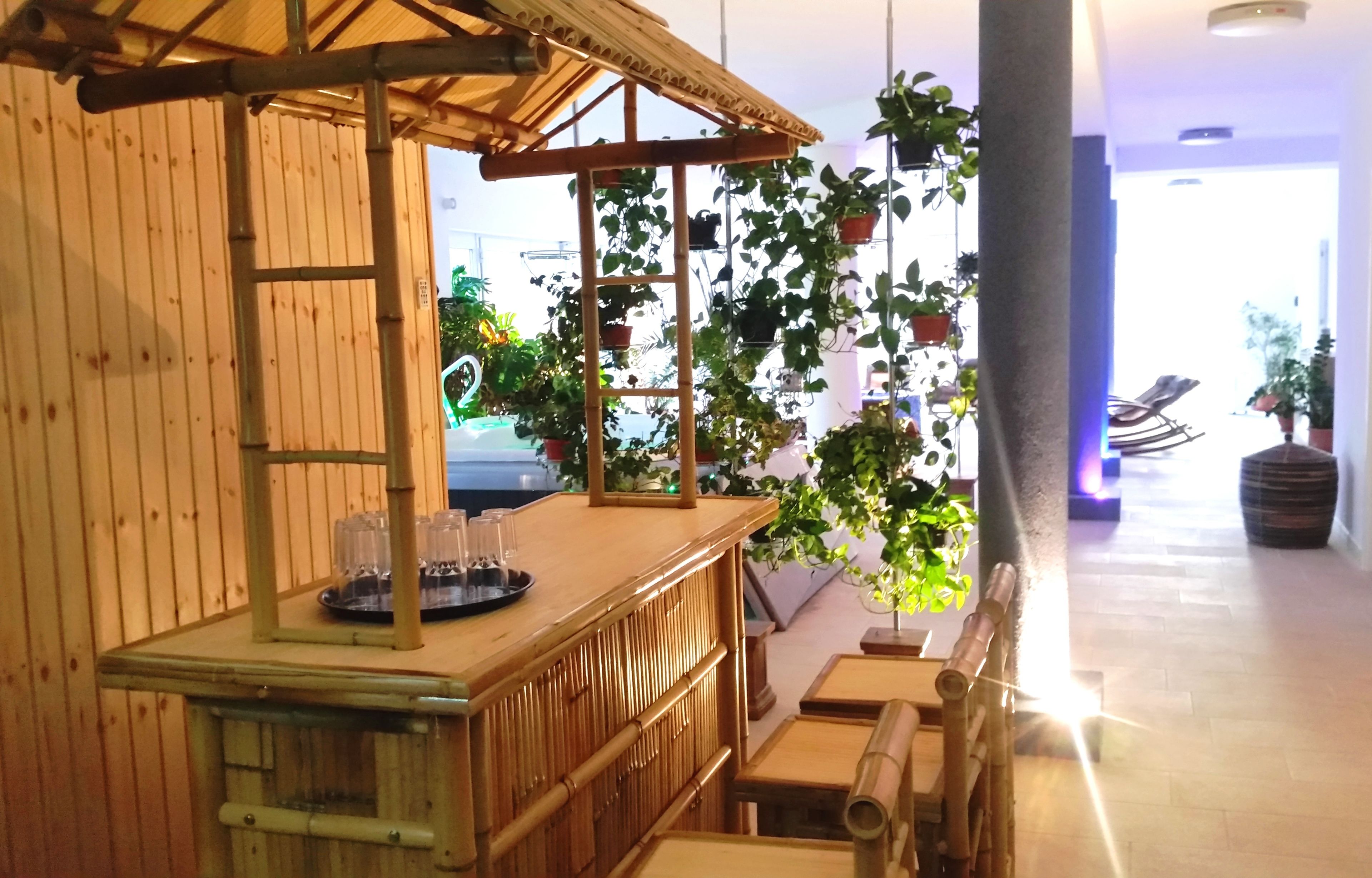 sauna, body treatments, body wraps, body scrubs, facials, reflexology