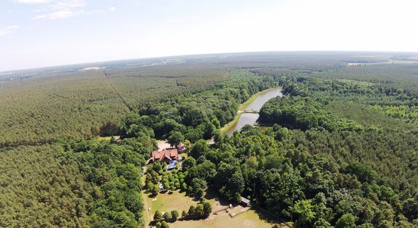 Property grounds - Neue Mühle Hotel und Restaurant (Brandenburg an der Havel)