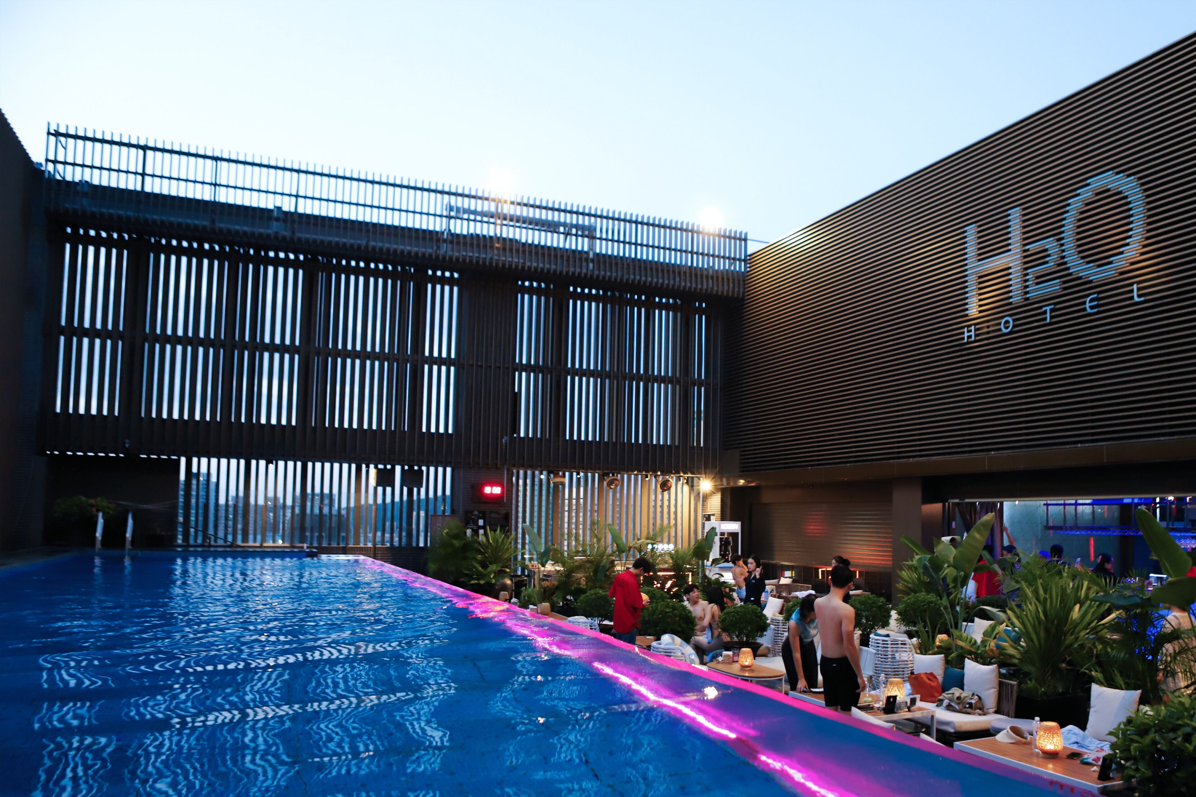 Rooftop pool