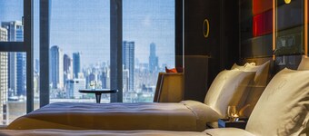 H2O Hotel