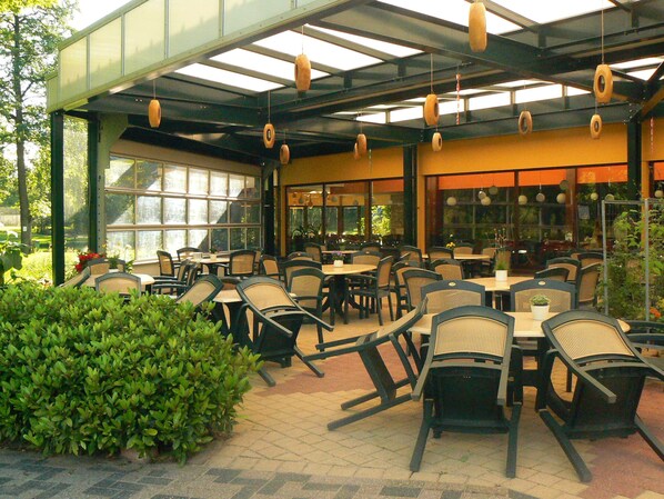 Breakfast, lunch, dinner served; Belgian cuisine - De Watermolen (Bocholt)