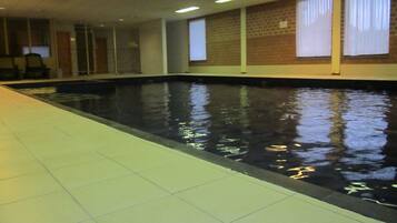 Piscine couverte
