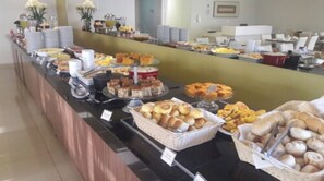 Free daily buffet breakfast